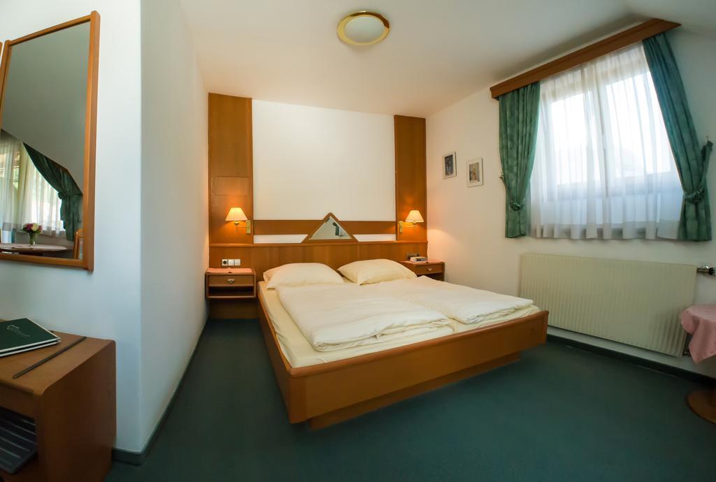 Pension Besser Bad Eisenkappel Ngoại thất bức ảnh